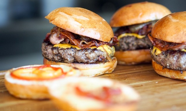 Free_photo__Burger__Fast_Food__Hamburger_-_Free_Image_on_Pixabay_-_731298