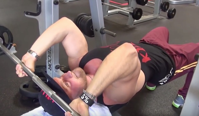 Rich_Piana_s_beste_Trizeps-Übung_für_einen_massiven_Trizeps_-_KARL-ESS_COM_-_YouTube 4