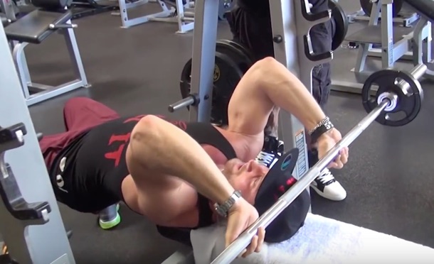 Rich_Piana_s_beste_Trizeps-Übung_für_einen_massiven_Trizeps_-_KARL-ESS_COM_-_YouTube