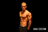 image karl-ess-sixpack-und-brust-jpg